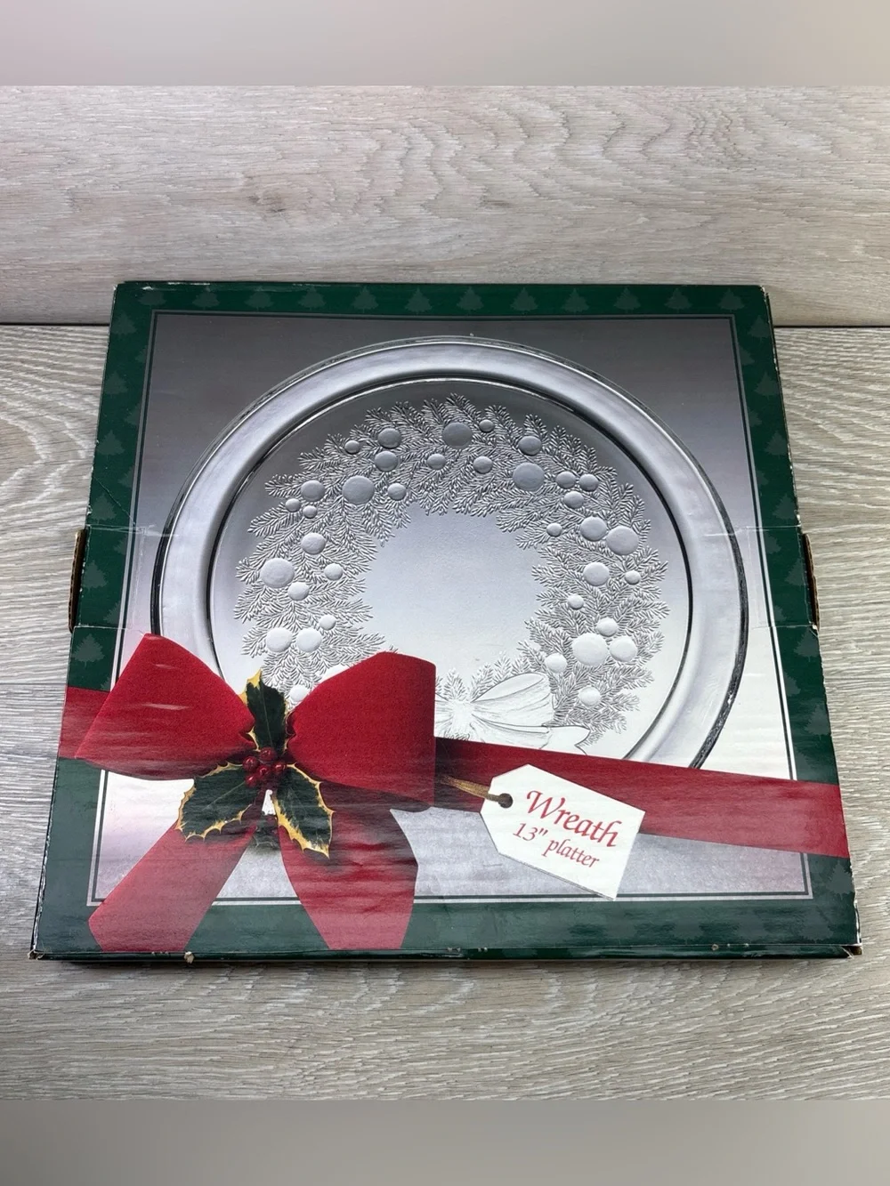 American Glass CHRISTMAS WREATH 13